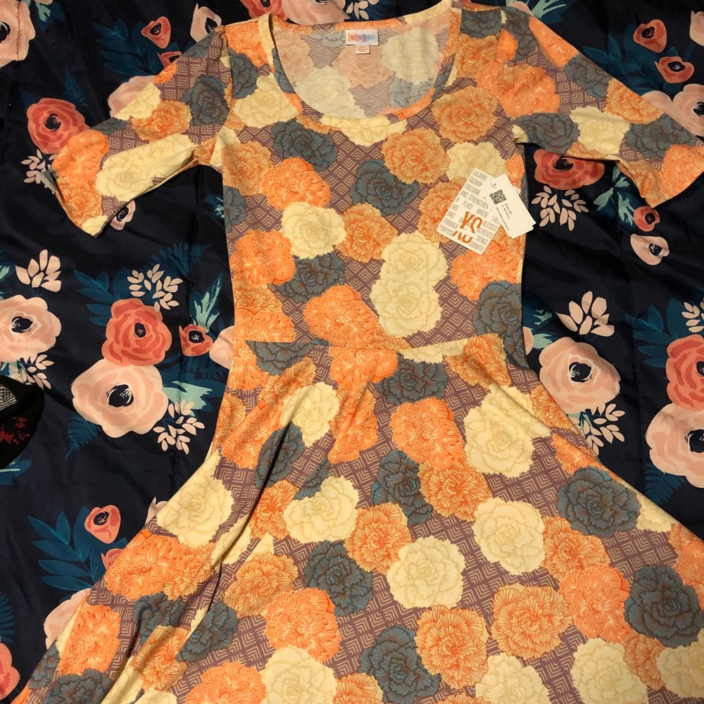 LulaRoe Nicole size XS